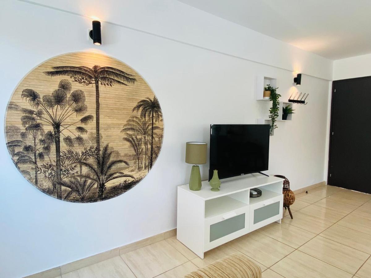 Serena'S 2-Br Apartment In Larnaca Bagian luar foto